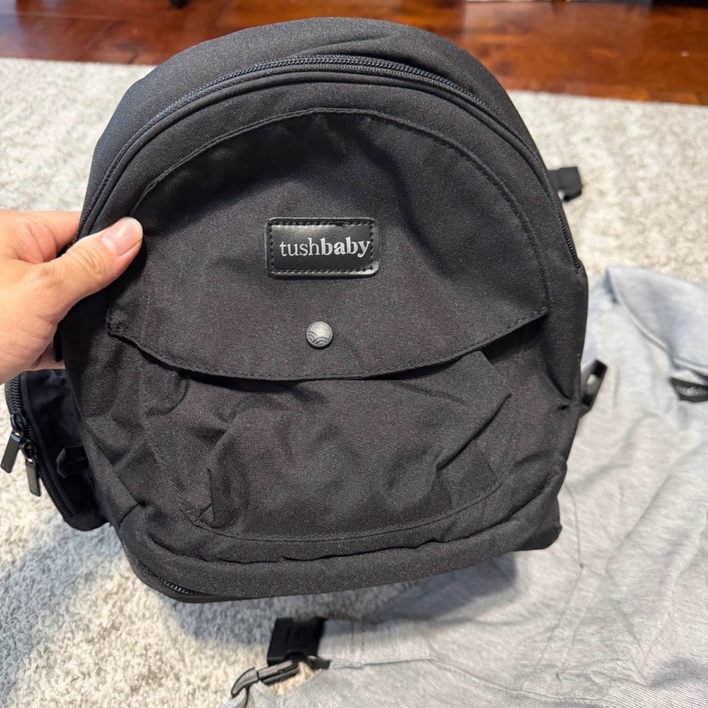 Tushbaby Black Hip Carrier